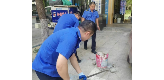 湖北汉川：清理私装地锁 拆除“霸位”神器